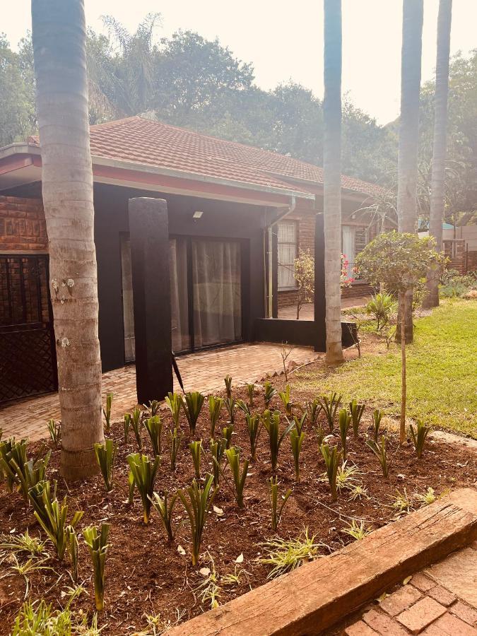 The Hart House Bed & Breakfast ฮาร์ทบีสบูร์ท ภายนอก รูปภาพ