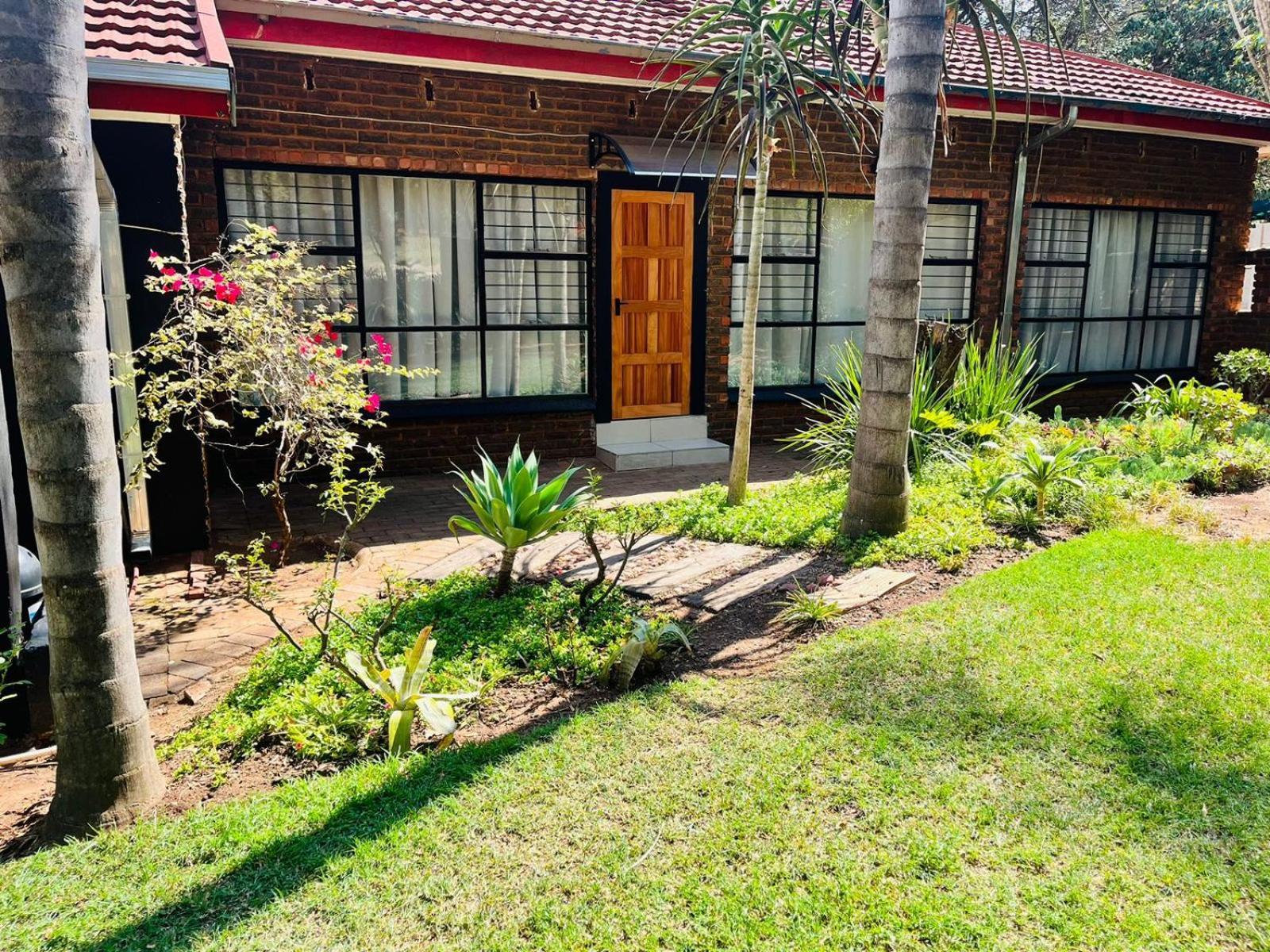 The Hart House Bed & Breakfast ฮาร์ทบีสบูร์ท ภายนอก รูปภาพ
